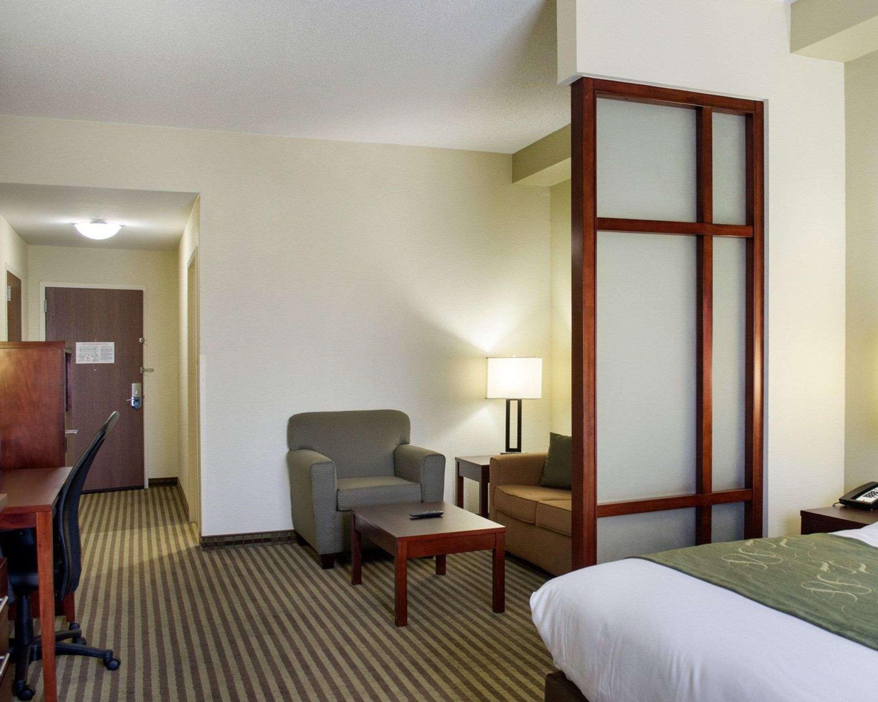 Comfort Suites Greenwood Exteriér fotografie