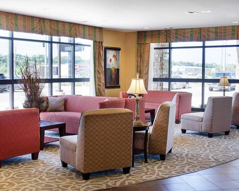 Comfort Suites Greenwood Exteriér fotografie