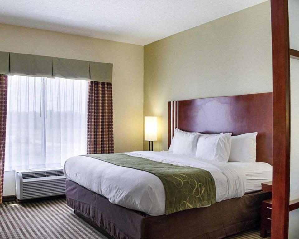 Comfort Suites Greenwood Exteriér fotografie